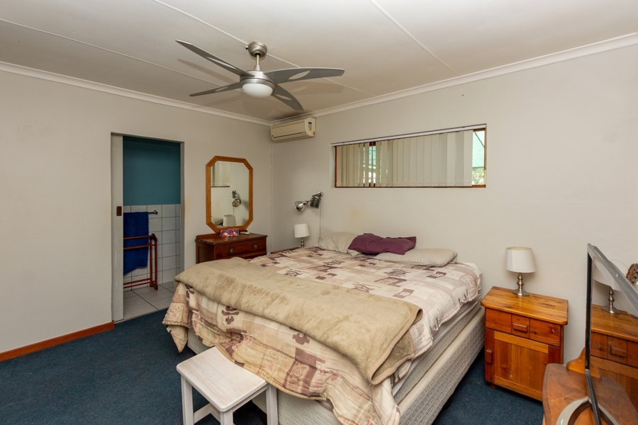 4 Bedroom Property for Sale in Laaiplek Western Cape